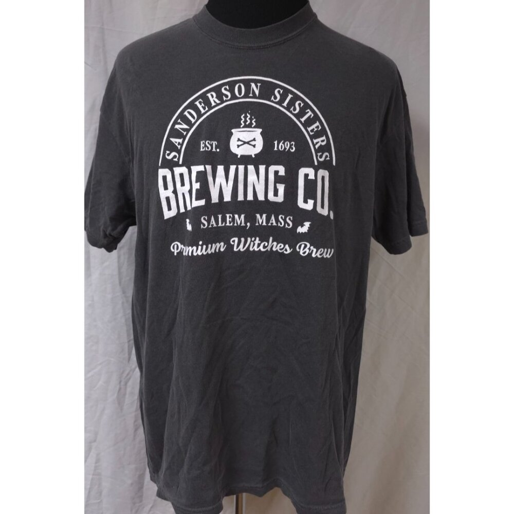 Sanderson Sisters Brewing Co Witches Brew XL Short Sleeve Comfort Colors T-shirt